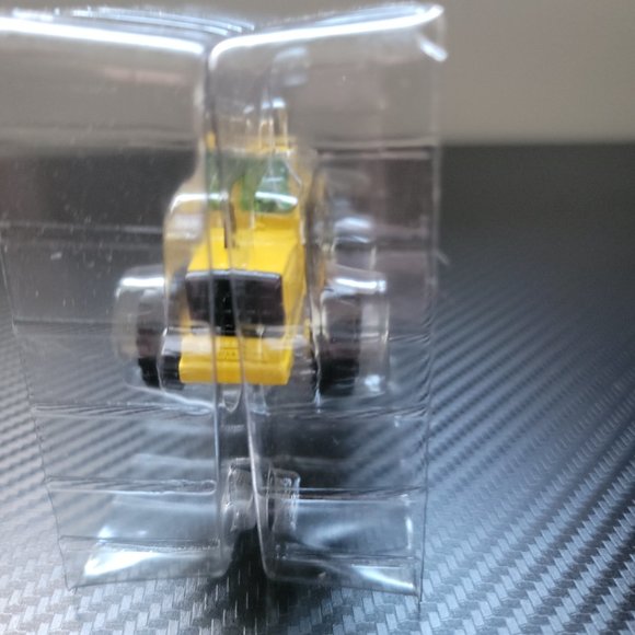 Vintage 1997 Hallmark Keepsake Ornament Tonka Die-cast Metal Mighty Front Loader - Picture 8 of 9